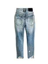 Load image into Gallery viewer, Carter Jeans
